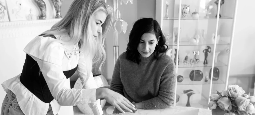 Monikanavamarkkinoinnin strateginen hyodyntaminen digimarkkinoinnissa 2025